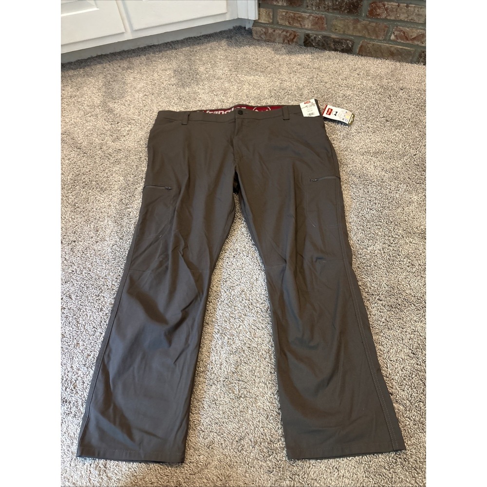 NEW Wrangler Performance Zip Cargo Pants 44x30 Straight FitGray Flex Waistband